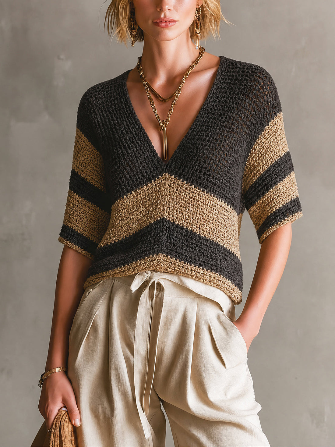 ElevenOra Chic Black-Camel Colorblock Stripes V-Neck Backless Half Sleeve Loose-Fit Knit Sweater Top
