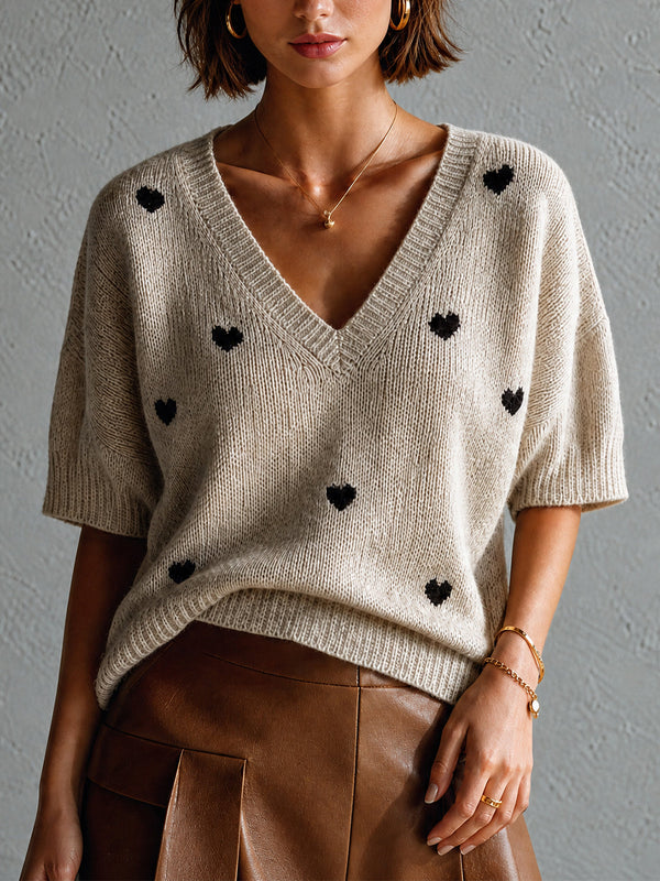 ElevenOra Chic Oatmeal-Black Heart Pattern V-Neck Short Sleeve Loose-Fit Knit Sweater Top